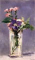Rosas y clemátides en un jarrón de cristal Eduard Manet